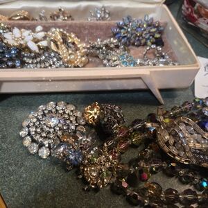 Very Vintage Items..Stuff From Reallllly Long Ago Friday Nov 21st 945 PM EST